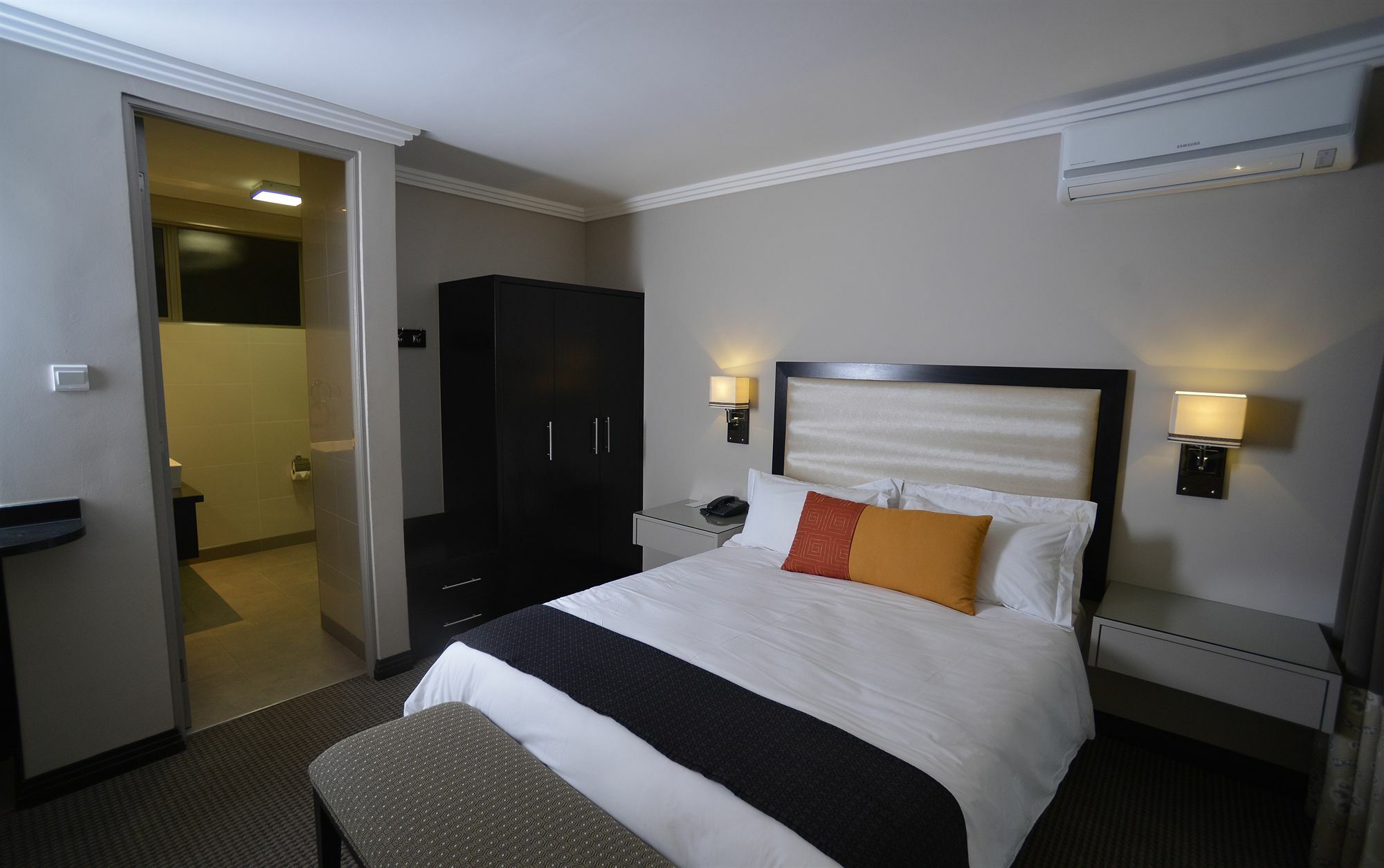 Regent Hotel City กาโบโรเน ภายนอก รูปภาพ